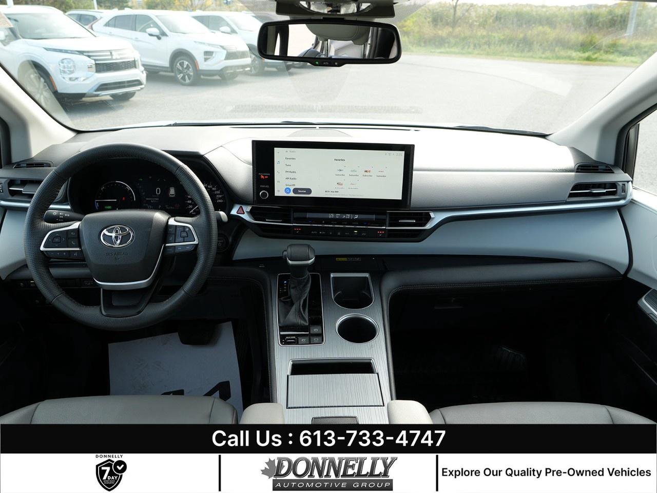 2025 Toyota Sienna XLE 8-Passenger FWD Photo