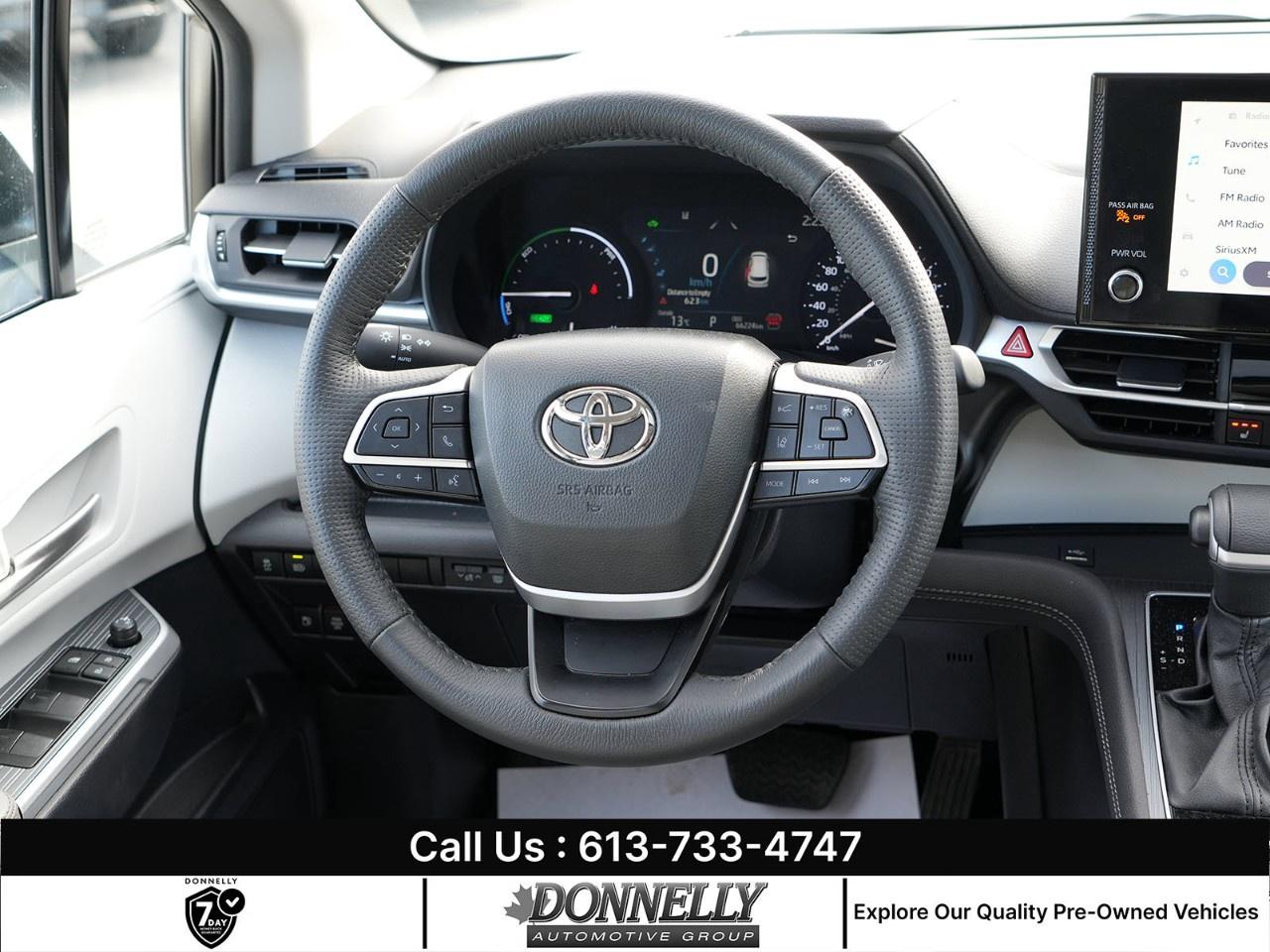 2025 Toyota Sienna XLE 8-Passenger FWD Photo