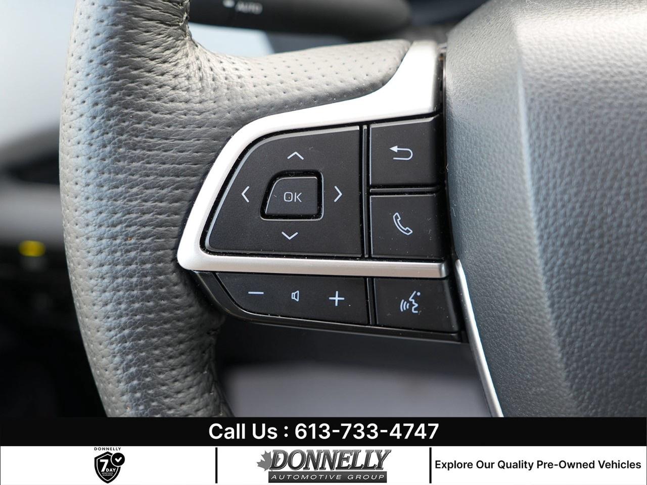 2025 Toyota Sienna XLE 8-Passenger FWD Photo