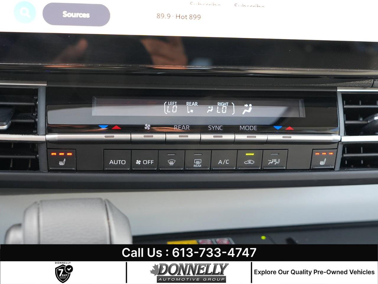 2025 Toyota Sienna XLE 8-Passenger FWD Photo