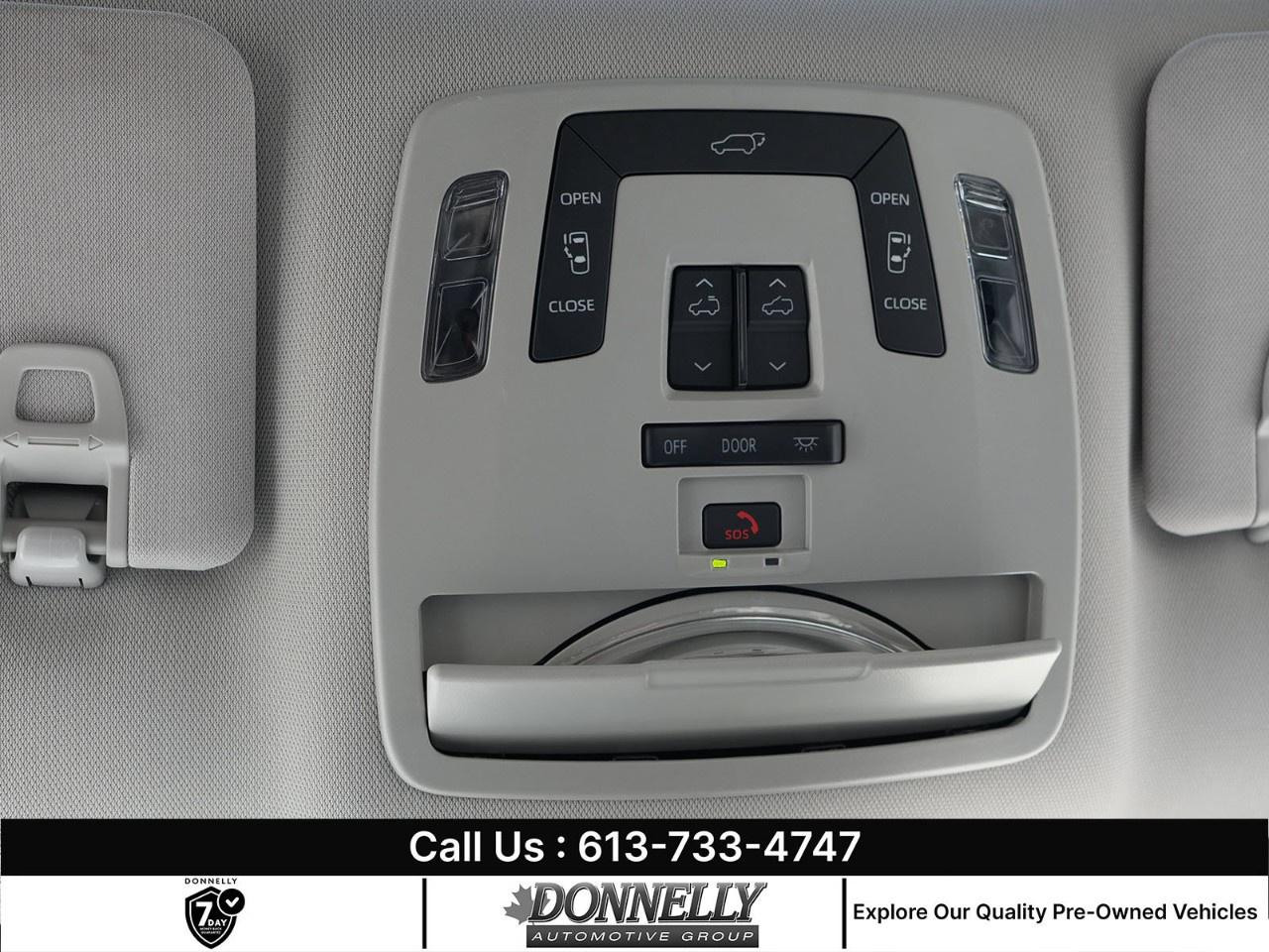2025 Toyota Sienna XLE 8-Passenger FWD Photo