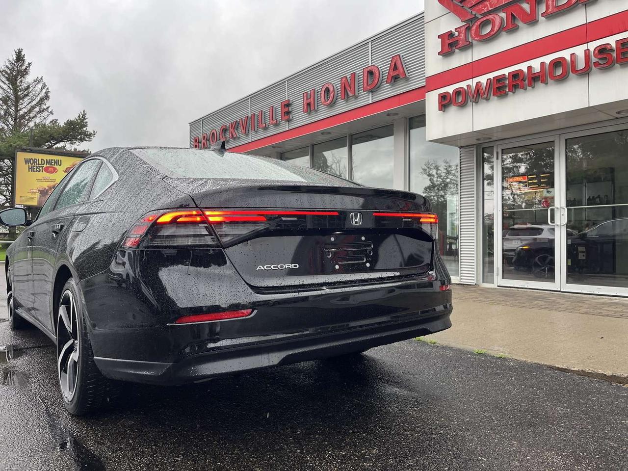 2023 Honda Accord EX CVT Photo