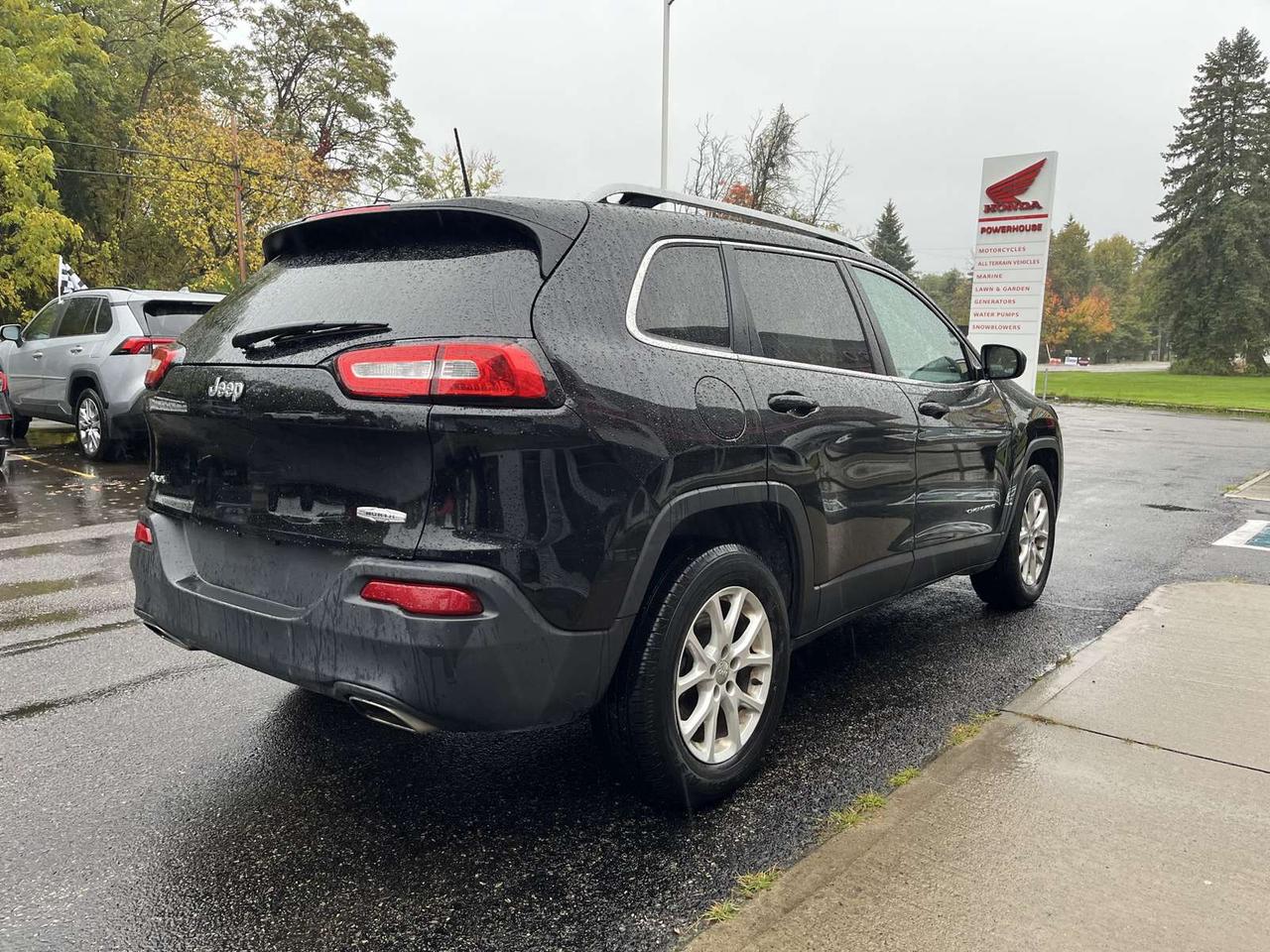 2017 Jeep Cherokee North Photo