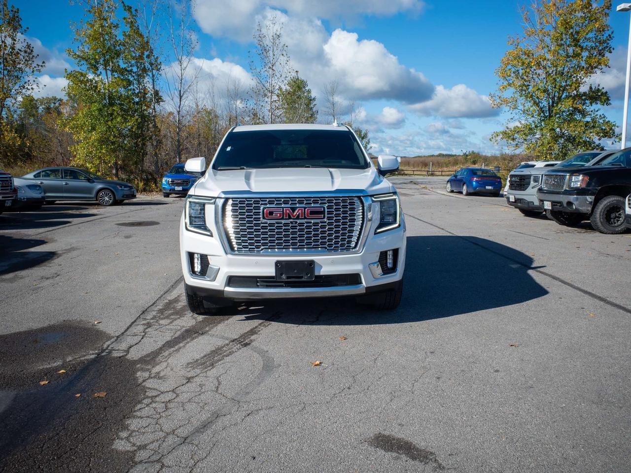 2022 GMC Yukon Denali - Rain Sensing Wipers   Remote Engine Start Photo