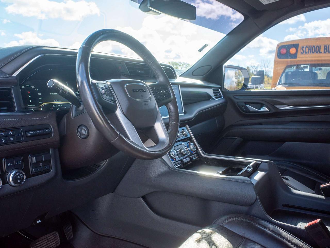 2022 GMC Yukon Denali - Rain Sensing Wipers   Remote Engine Start Photo