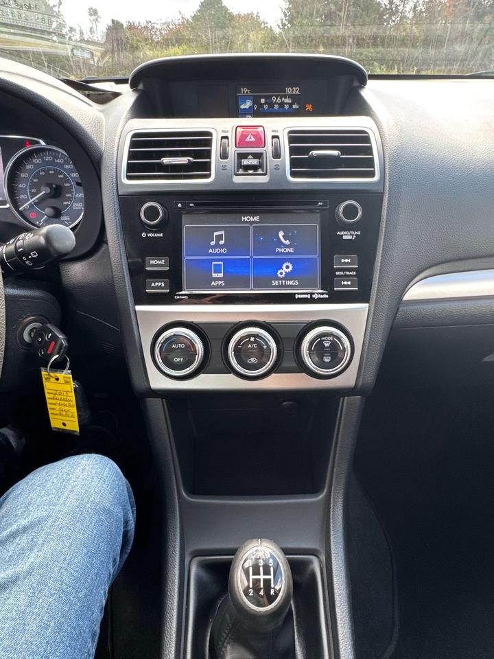2015 Subaru XV 2.0i Limited Pkg Photo