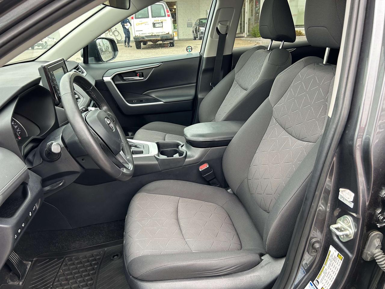 2019 Toyota RAV4 XLE Photo