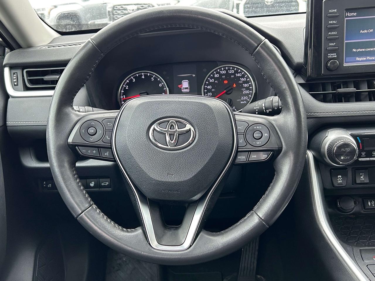 2019 Toyota RAV4 XLE Photo