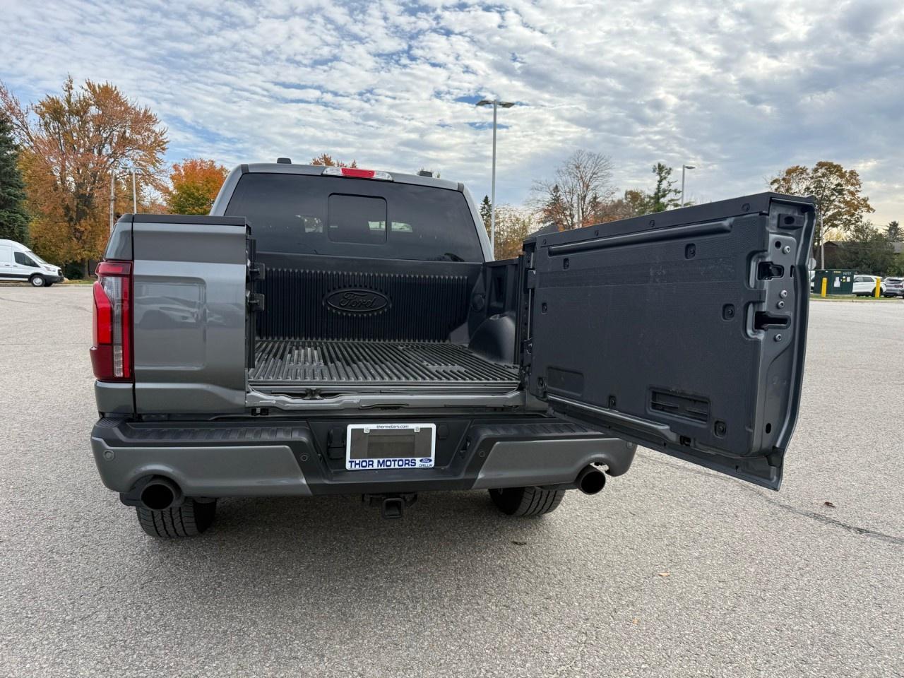 2026 Ford F-150  Photo3