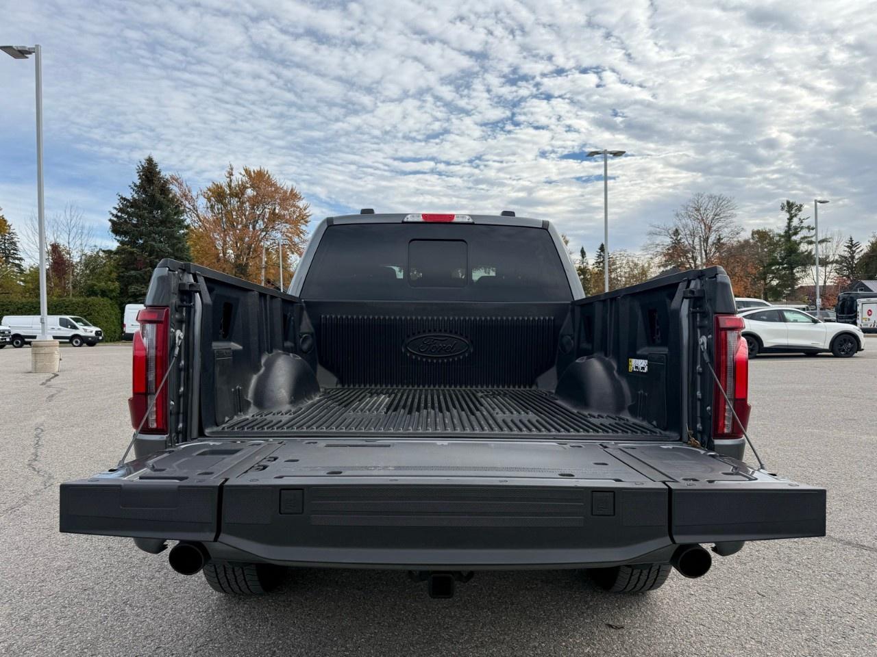 2026 Ford F-150  Photo4