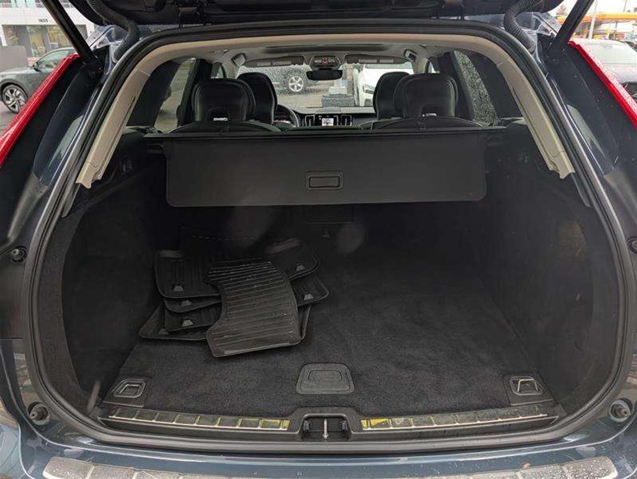 2024 Volvo XC60 B5 Plus   Climate   20s   Denim Blue   AWD Photo