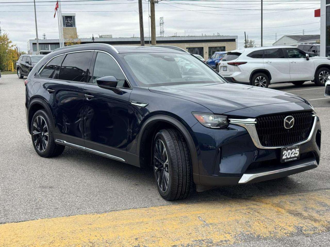 2025 Mazda CX-90 PHEV GT AWD PHEV/ 2.99% RATE/ CARFAX CLEAN/ MUST SEE Photo2