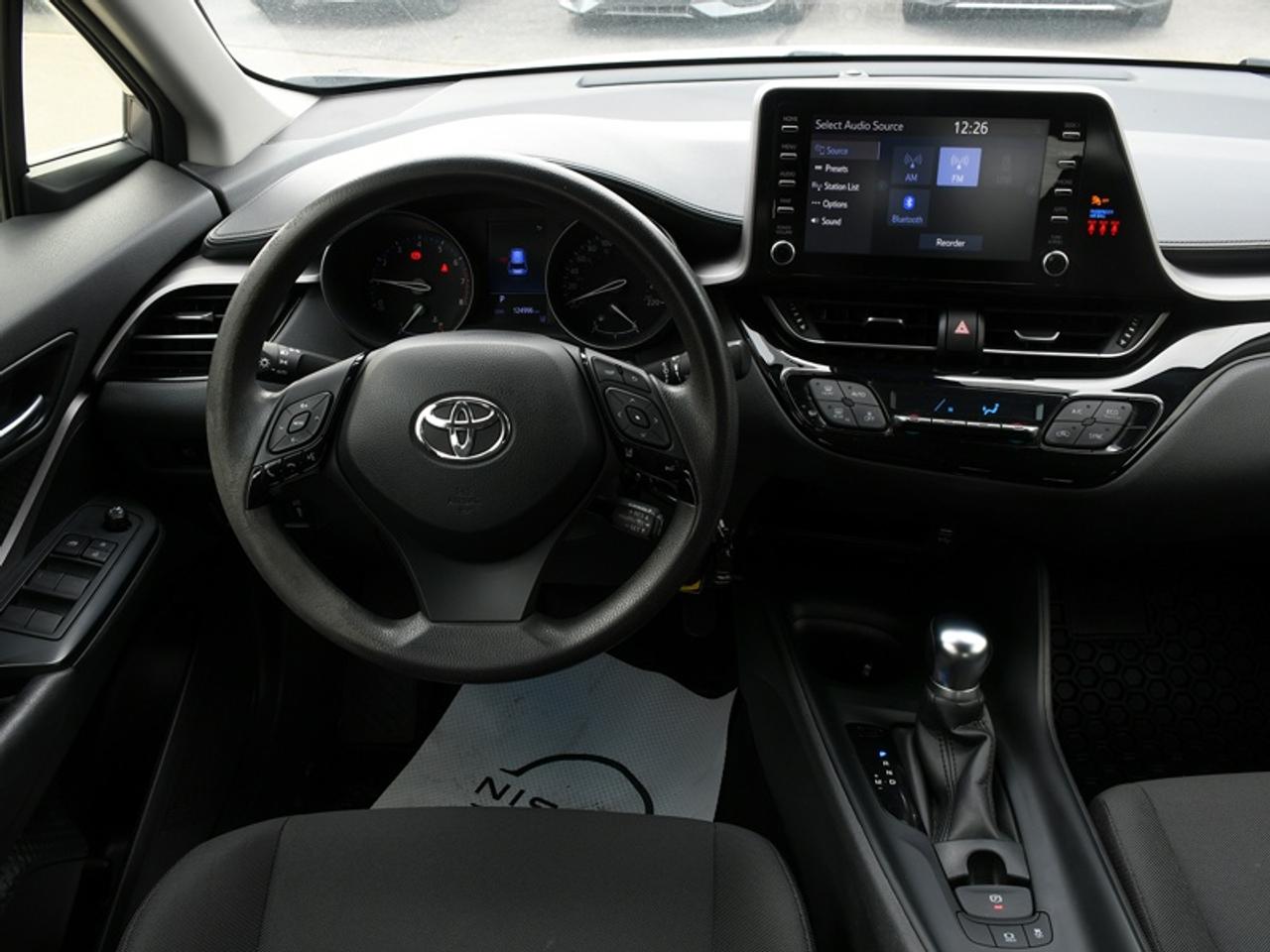 2020 Toyota C-HR XLE Premium Photo