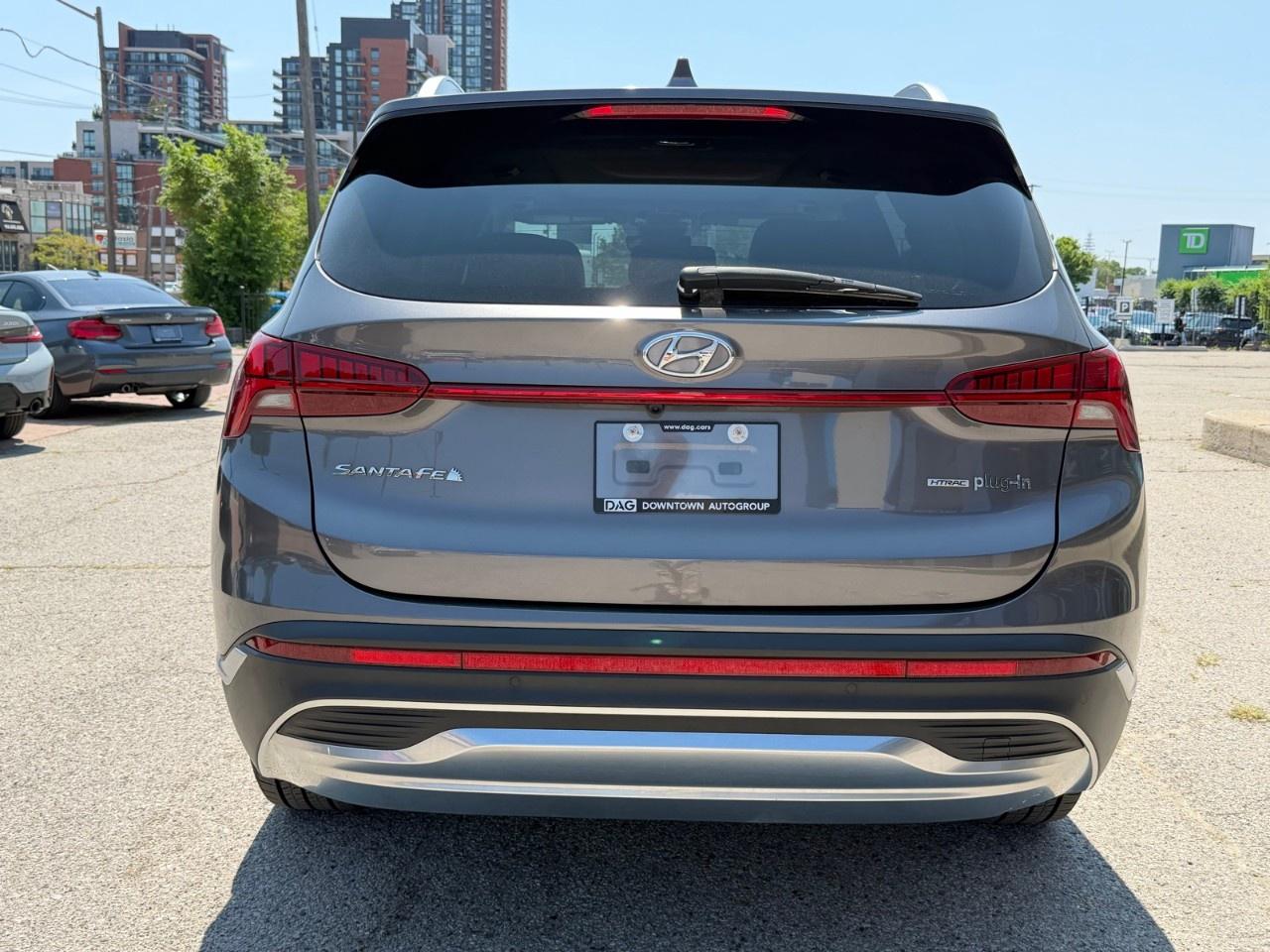 2022 Hyundai Santa Fe Plug-In Hybrid Luxury AWD Photo