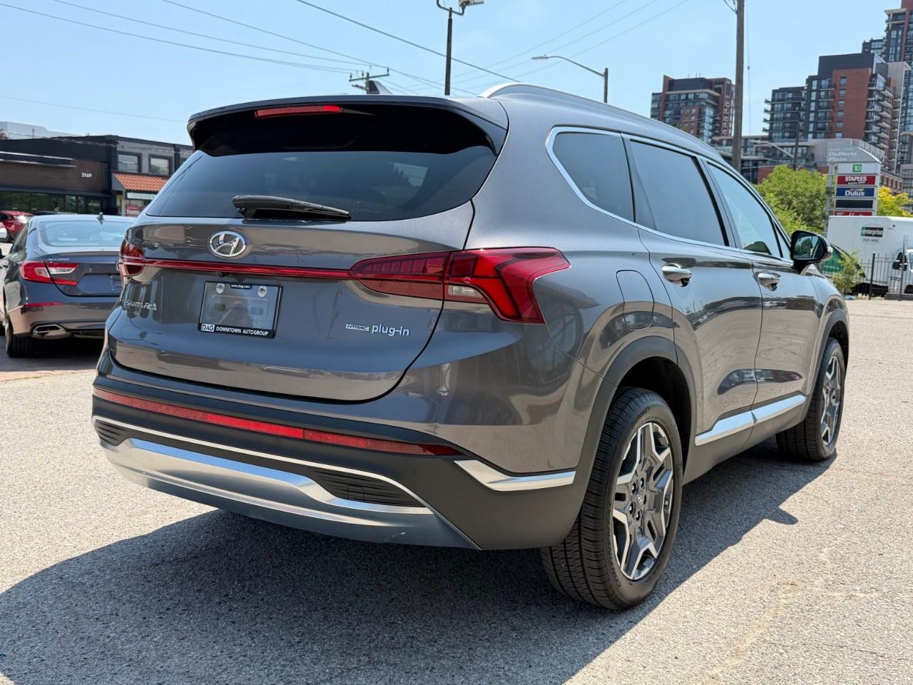 2022 Hyundai Santa Fe Plug-In Hybrid Luxury AWD Photo4