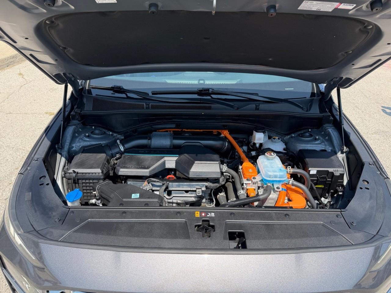 2022 Hyundai Santa Fe Plug-In Hybrid Luxury AWD Photo