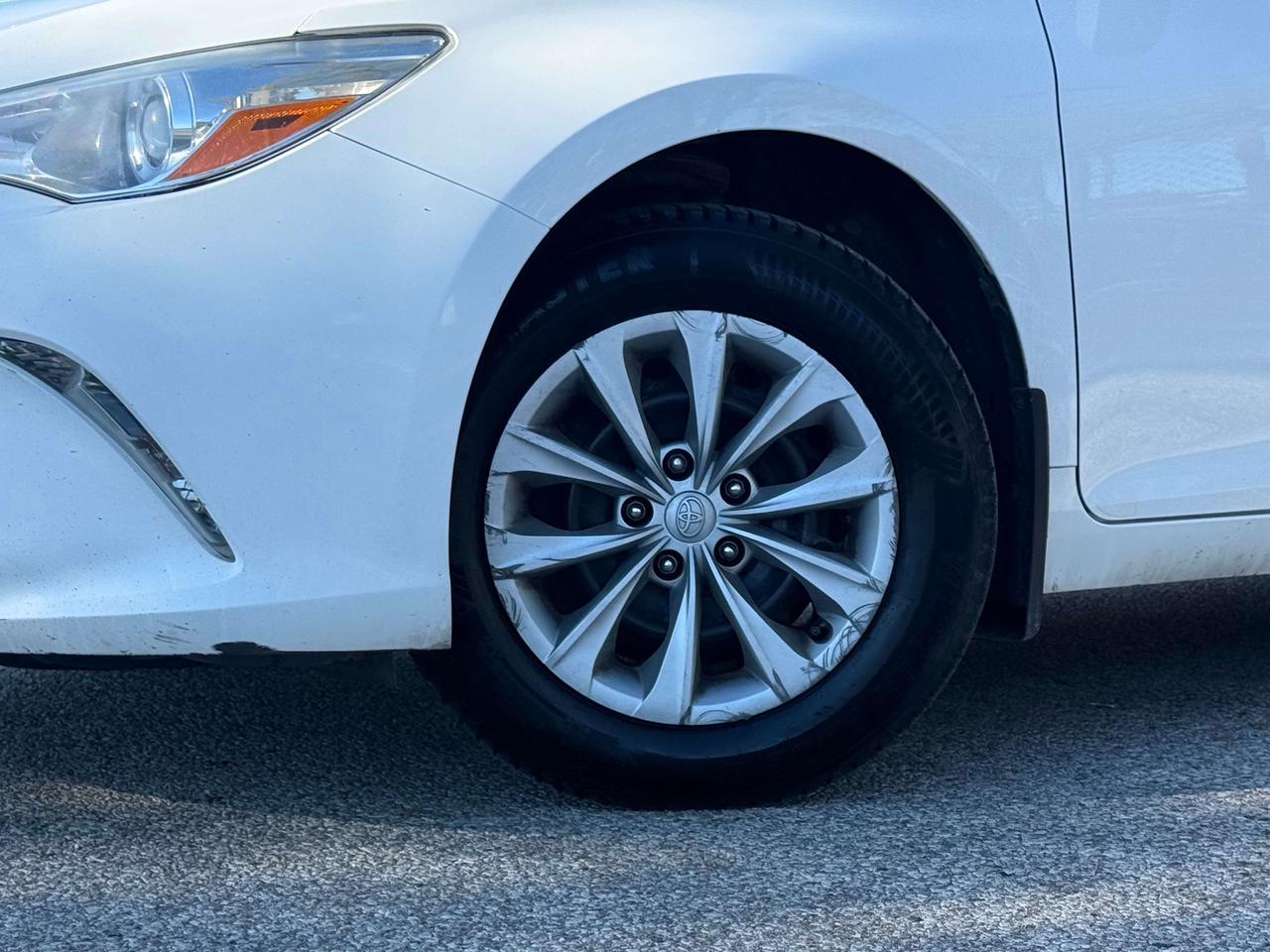 2017 Toyota Camry LE l FWD l Eco Vehicle l 2.5L l 4Cyl l Trade In l Photo
