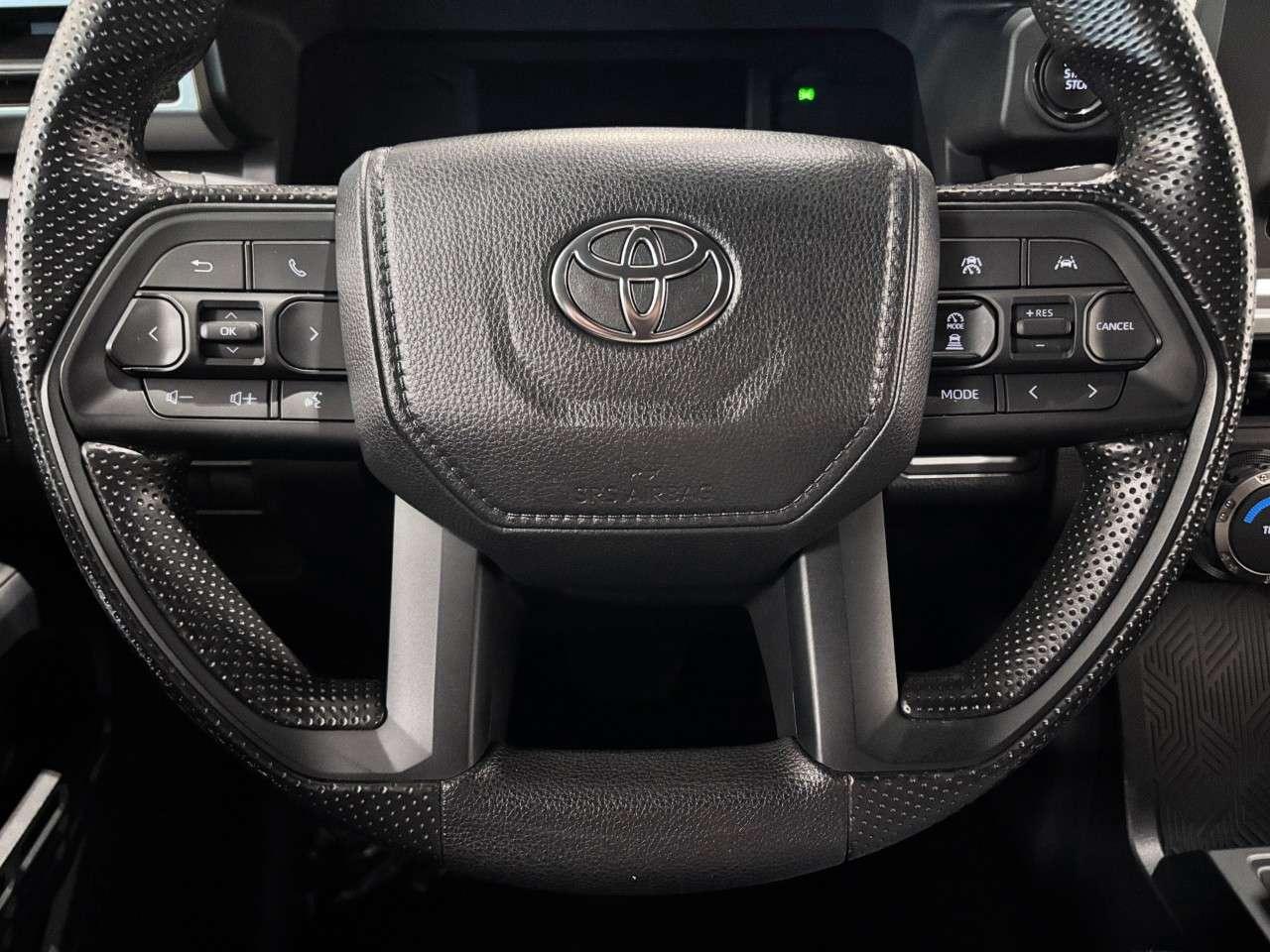 2024 Toyota Tacoma 4x4 Double Cab Auto Photo