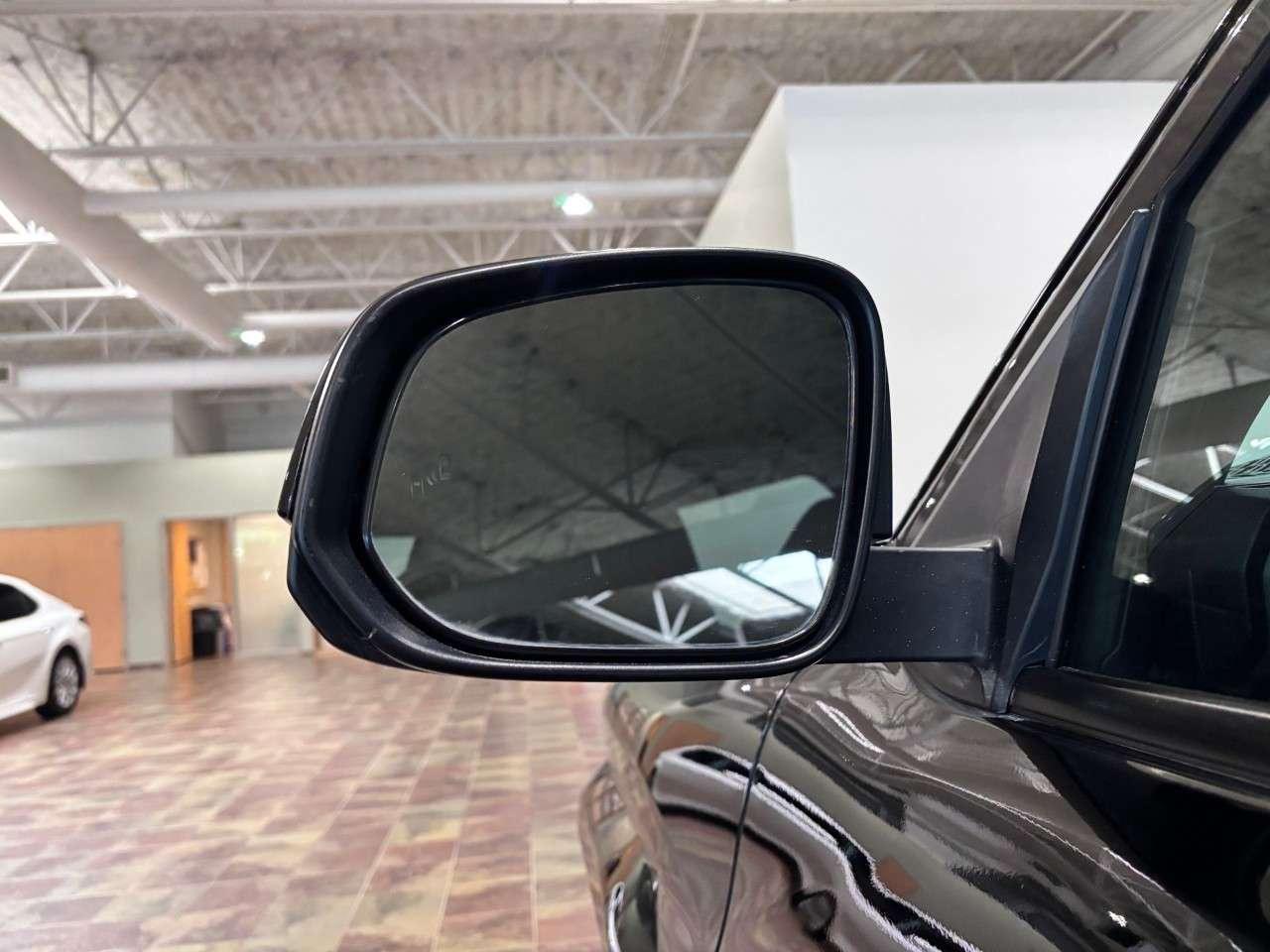 2024 Toyota Tacoma 4x4 Double Cab Auto Photo