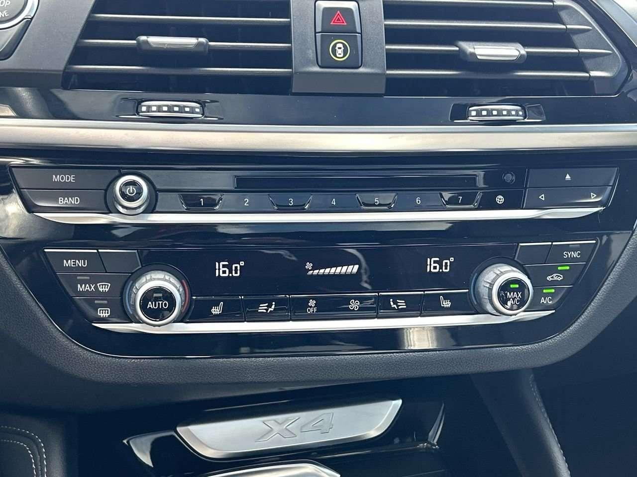 2019 BMW X4 xDrive30i   xDrive all-wheel drive Photo