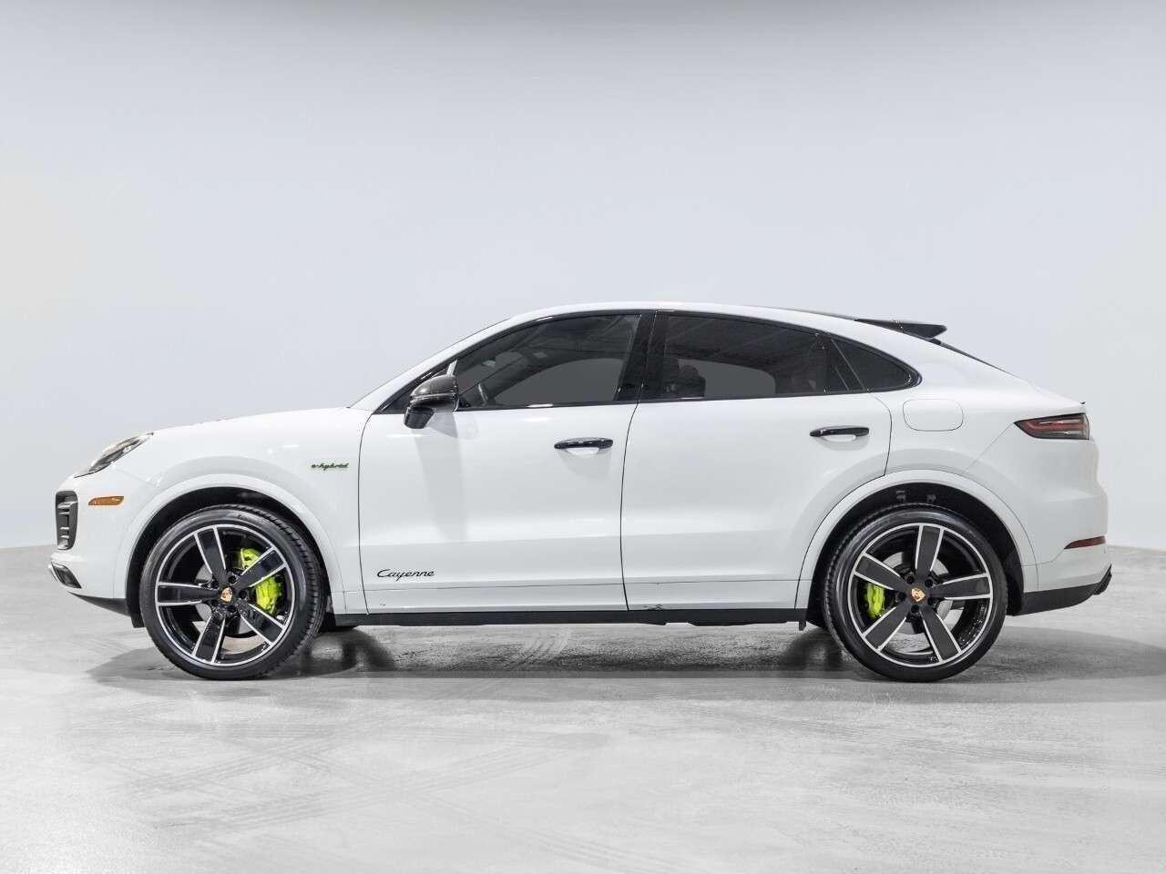 2023 Porsche Cayenne E-Hybrid Coupe Platinum Edition Photo1
