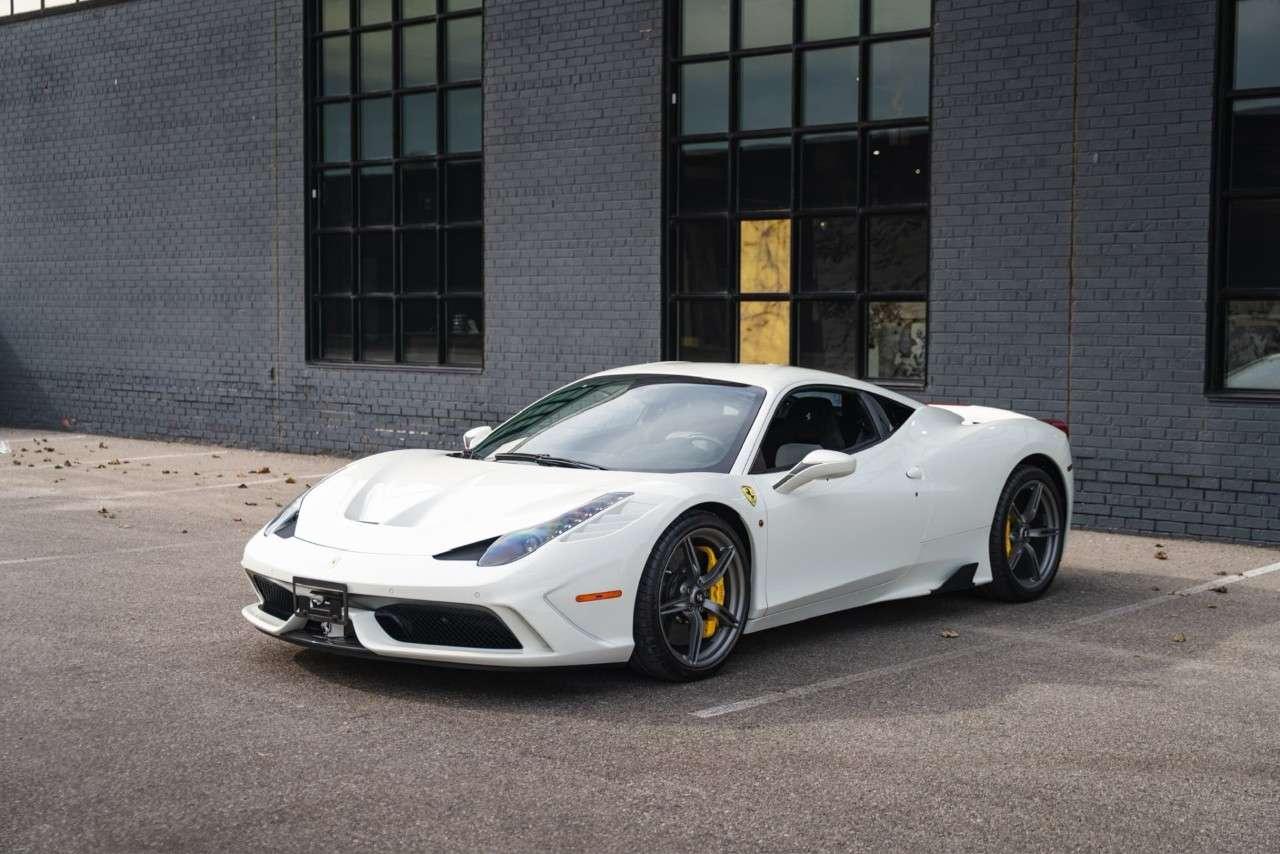 2015 Ferrari 458 2dr Cpe Speciale Photo