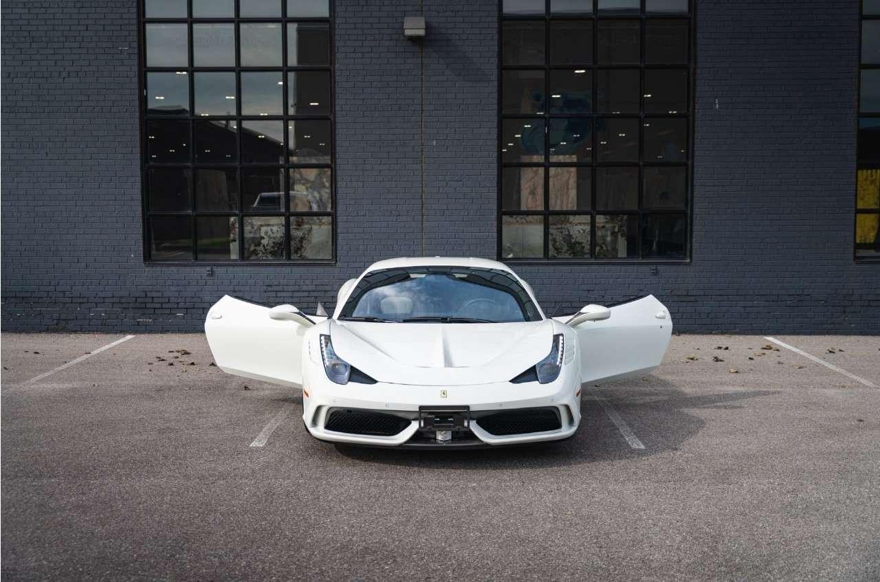 2015 Ferrari 458 2dr Cpe Speciale Photo