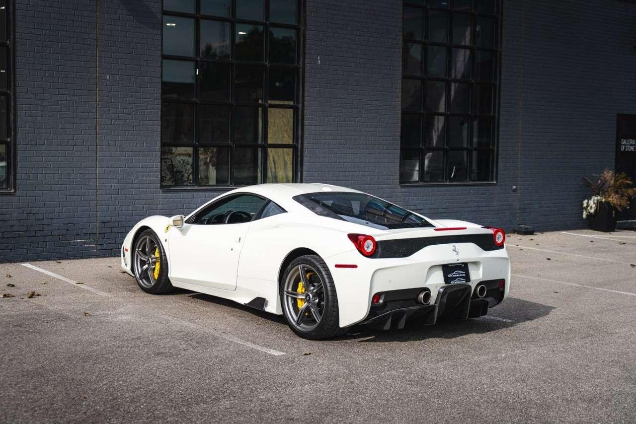 2015 Ferrari 458 2dr Cpe Speciale Photo