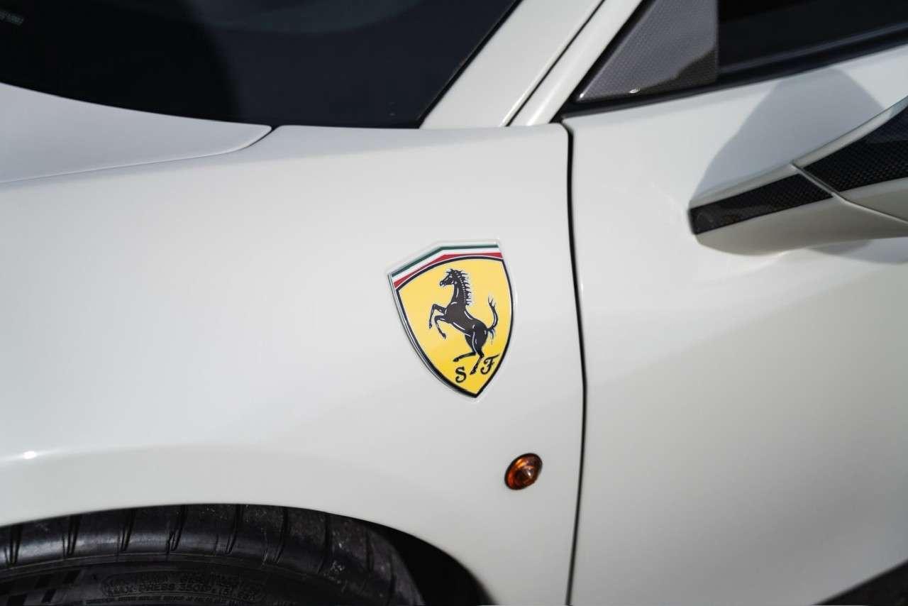 2015 Ferrari 458 2dr Cpe Speciale Photo