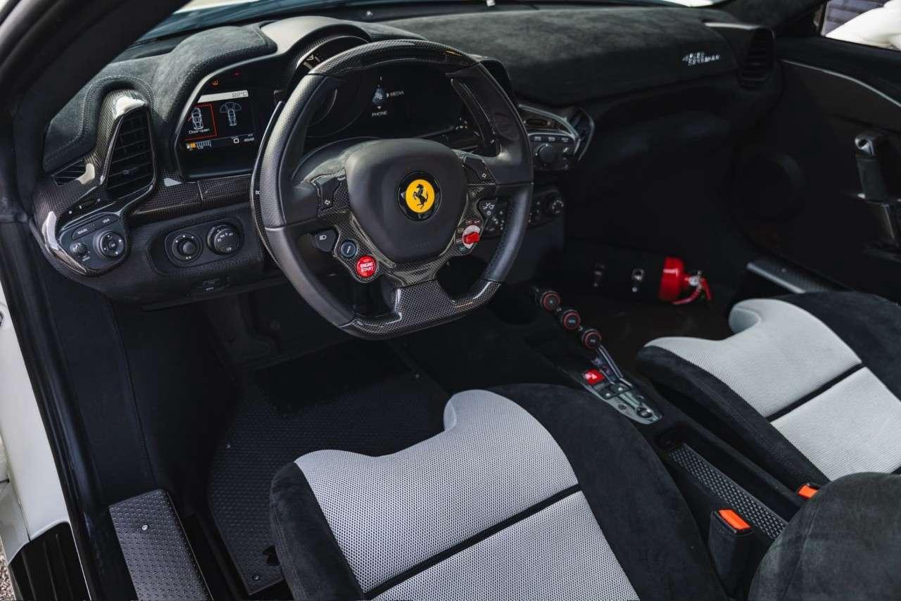 2015 Ferrari 458 2dr Cpe Speciale Photo