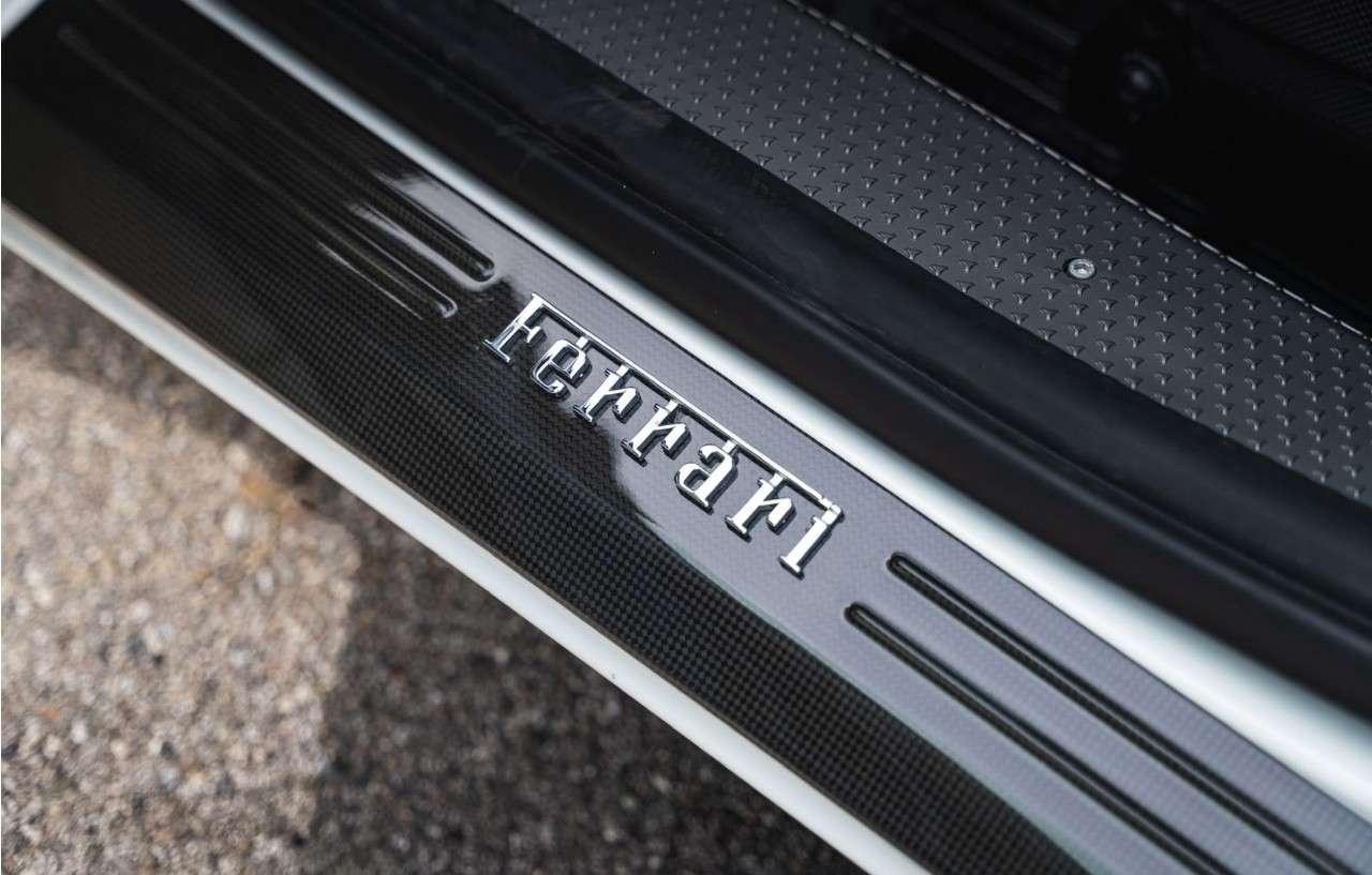 2015 Ferrari 458 2dr Cpe Speciale Photo