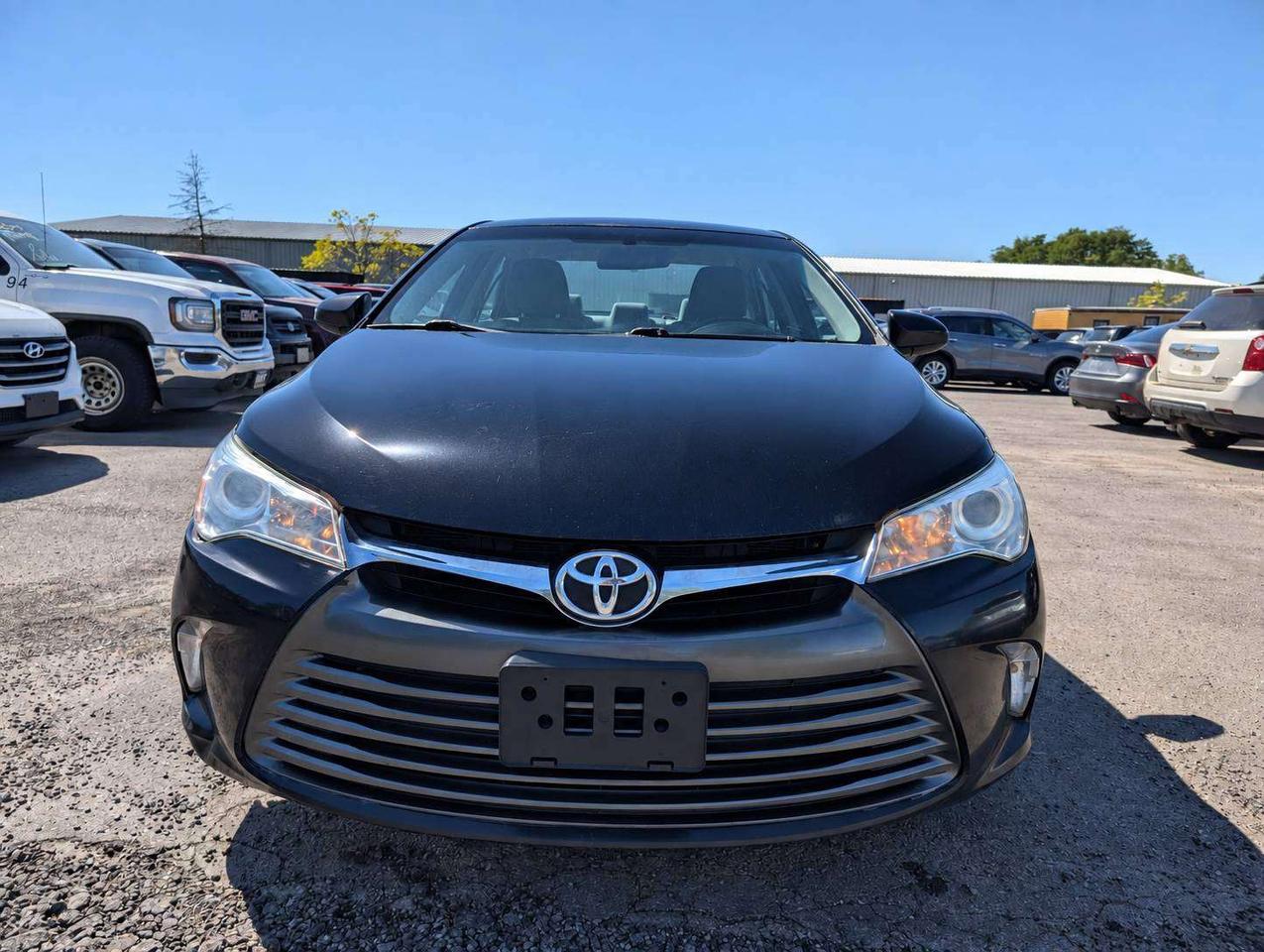 2016 Toyota Camry LE (No Accidents) Photo4