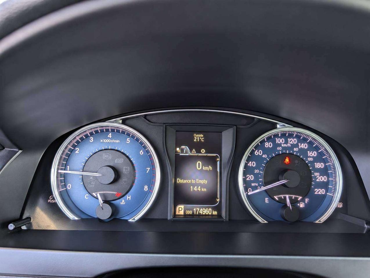 2016 Toyota Camry LE (No Accidents) Photo