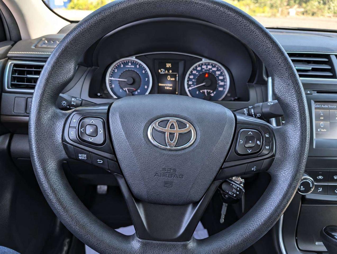 2016 Toyota Camry LE (No Accidents) Photo