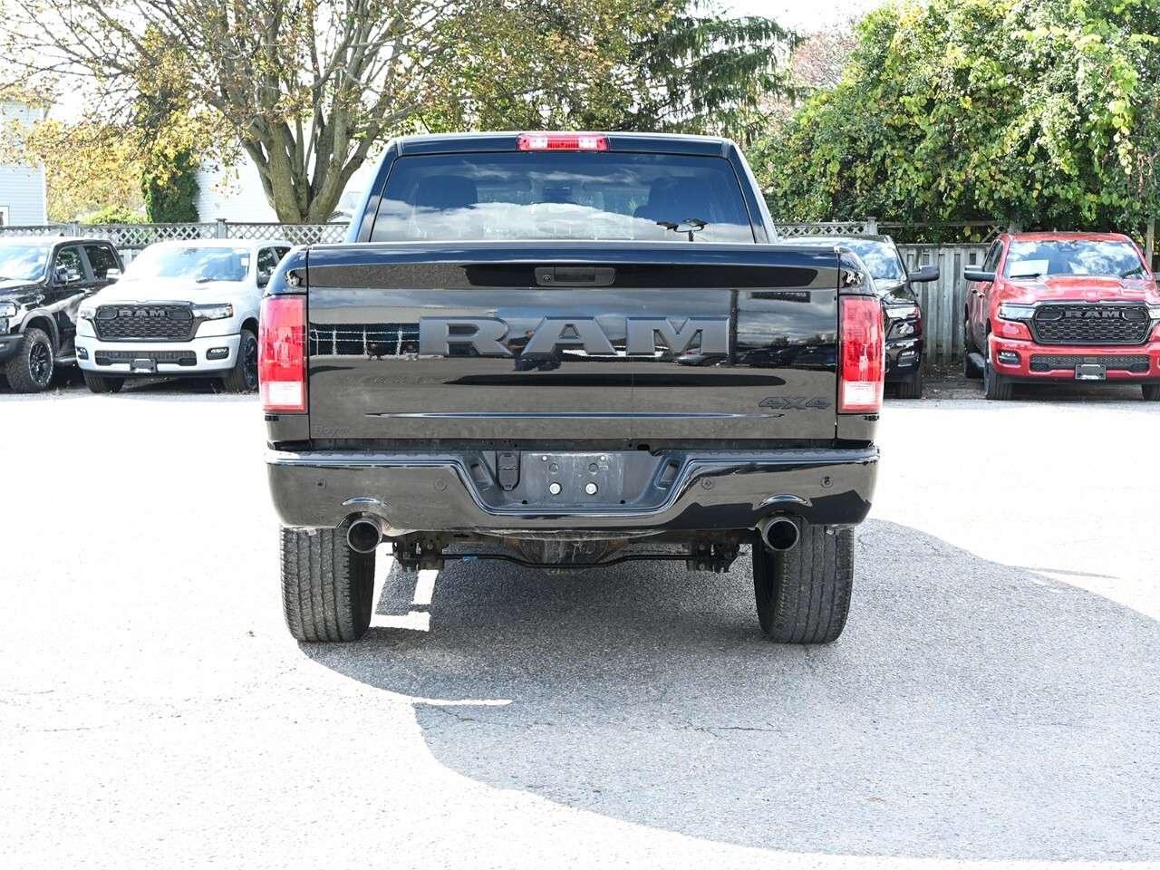 2023 RAM 1500 Express 4x4 Crew Cab 5'7 Box Photo