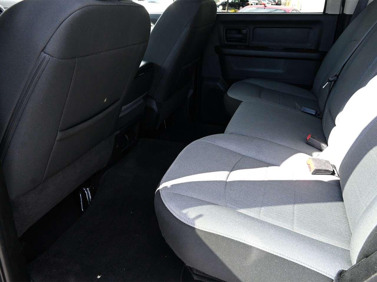 2023 RAM 1500 Express 4x4 Crew Cab 5'7 Box Photo