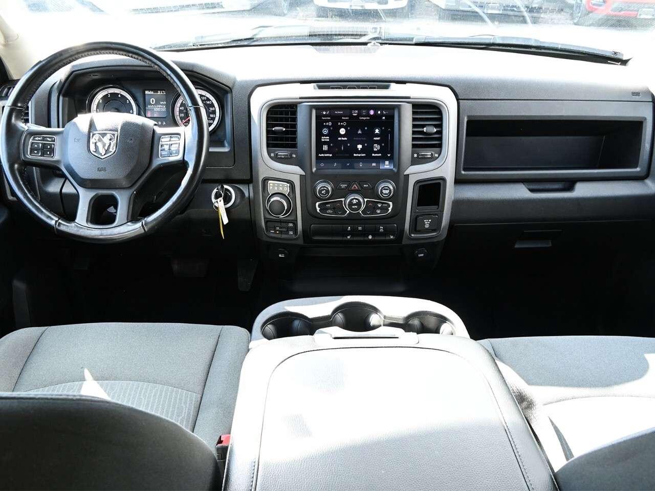 2023 RAM 1500 Express 4x4 Crew Cab 5'7 Box Photo