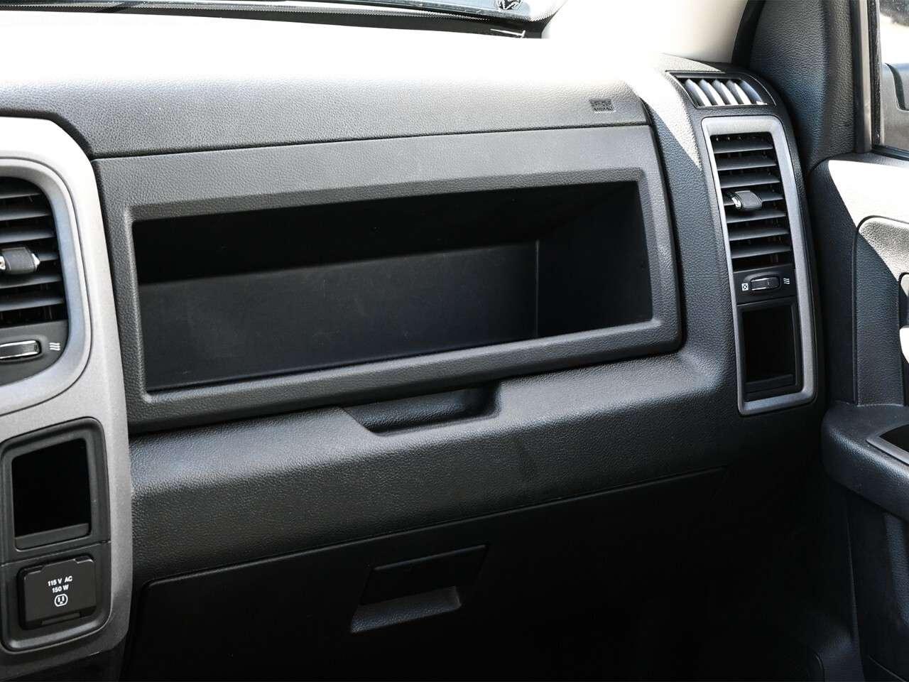 2023 RAM 1500 Express 4x4 Crew Cab 5'7 Box Photo