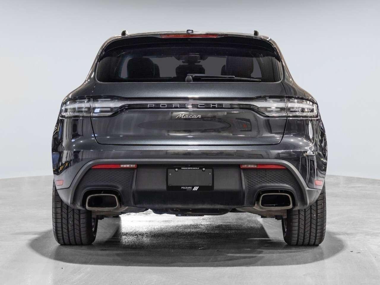 2023 Porsche Macan Macan Photo