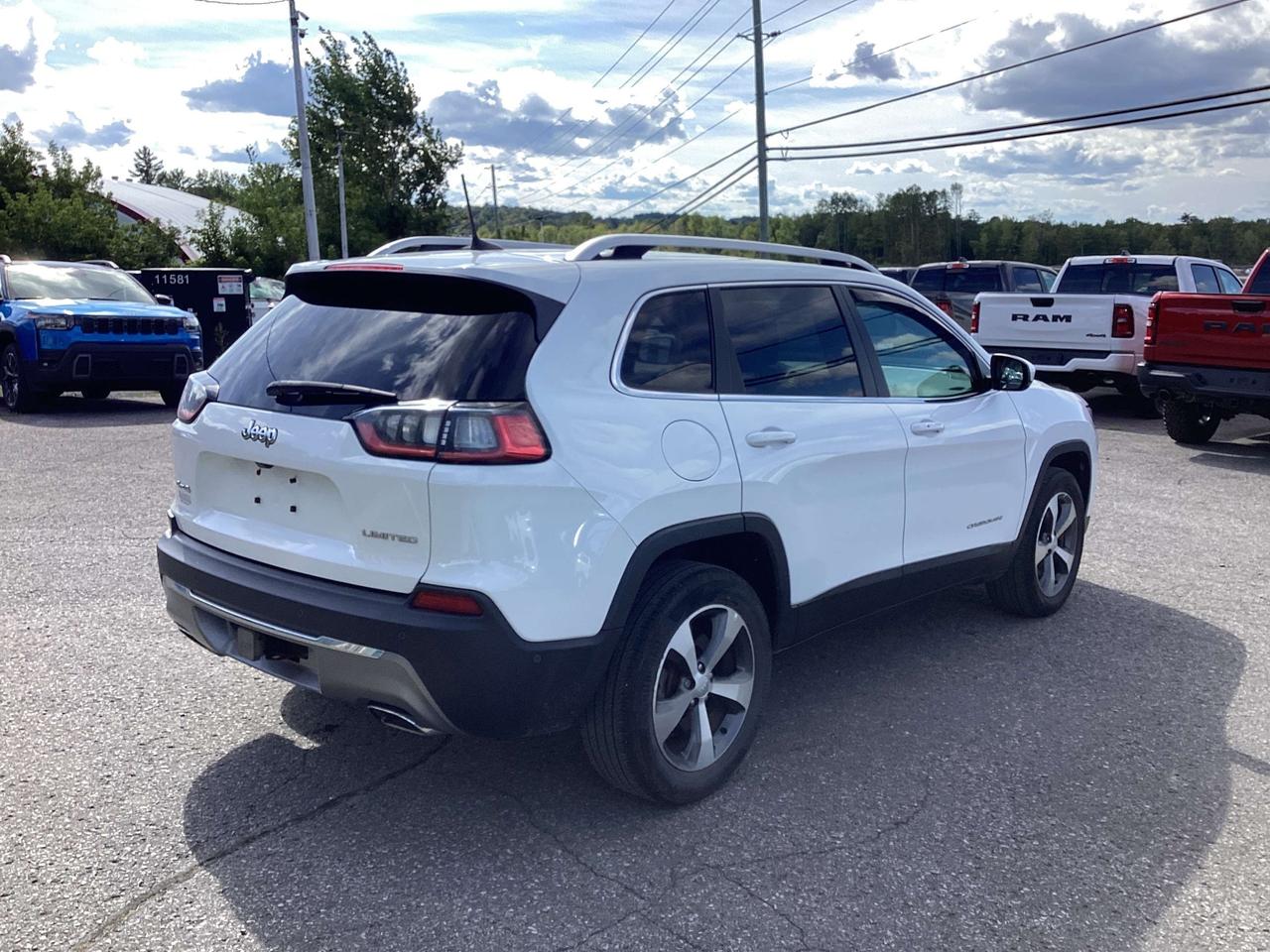 2020 Jeep Cherokee Limited Photo