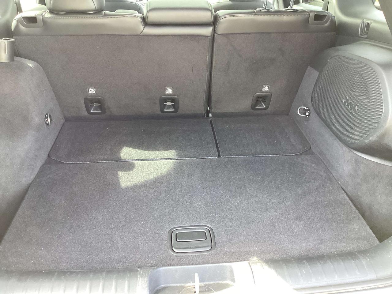 2020 Jeep Cherokee Limited Photo