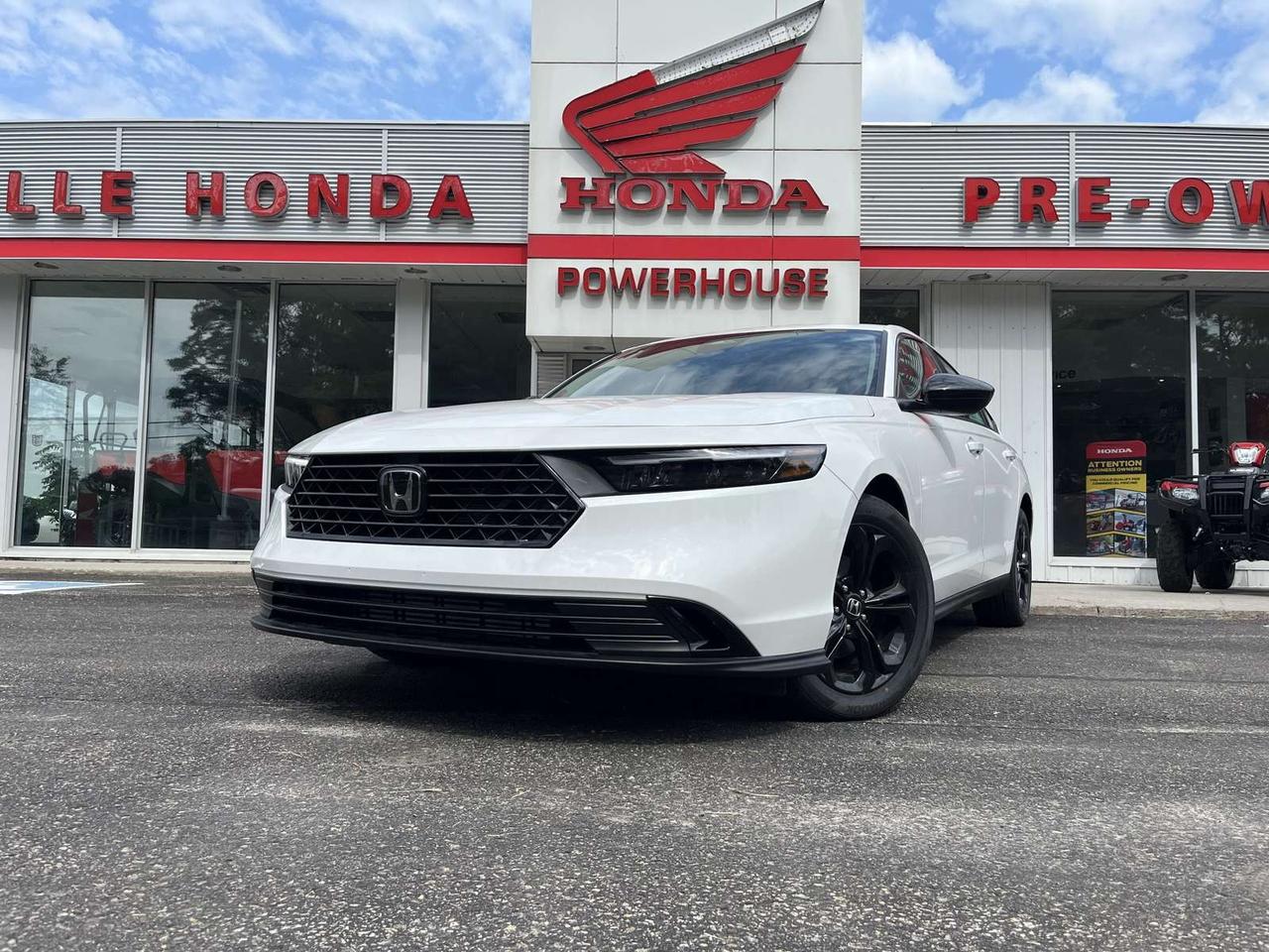 2025 Honda Accord SE CVT Photo0