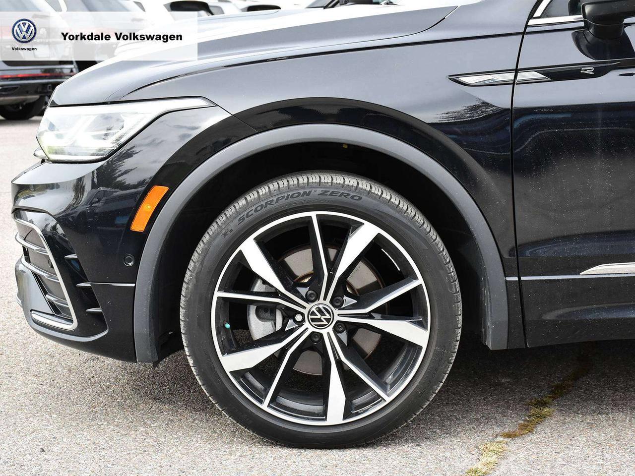 2022 Volkswagen Tiguan 4Motion Photo