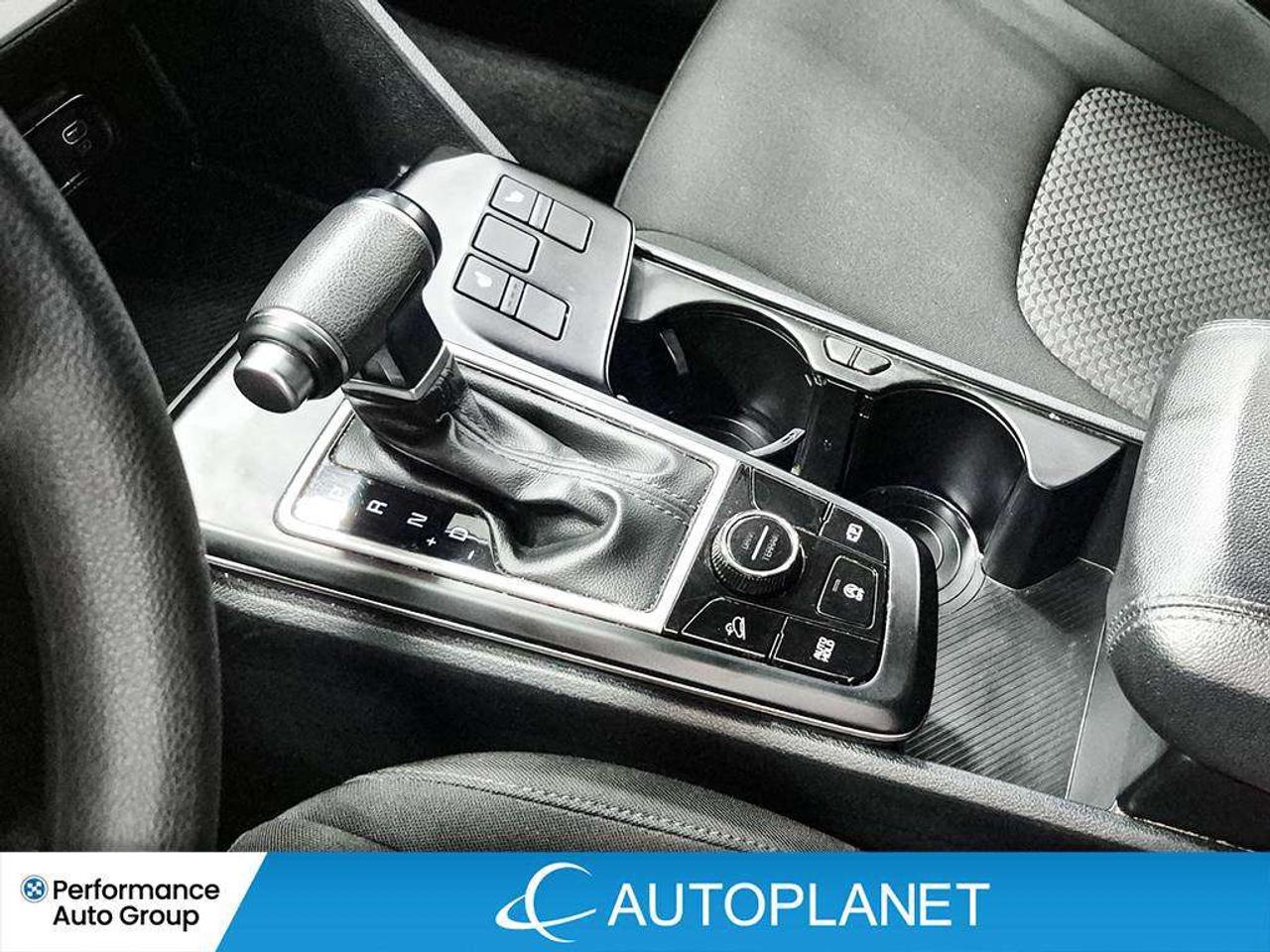 2024 Kia Sportage LX, Back Up Cam, Android Auto, Heate Seats! Photo