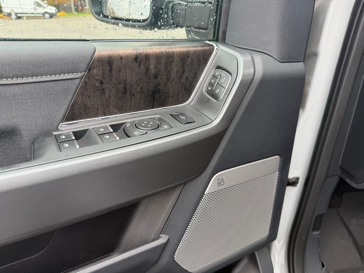 2026 Ford SUPER DUTY F-250 SRW  Photo