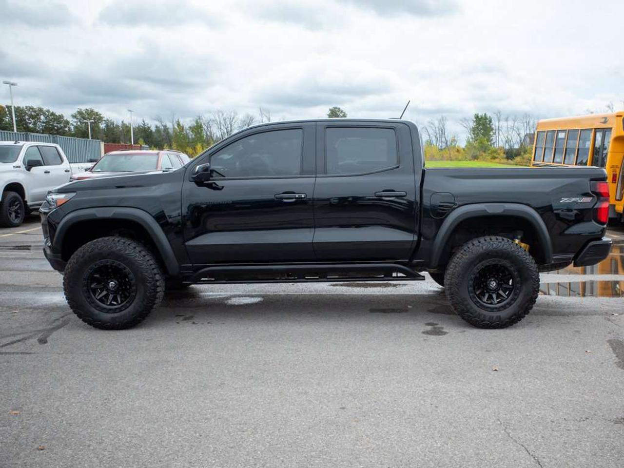 2024 Chevrolet Colorado 4WD ZR2 - Lane Keeping Assist   Active Suspension Photo4