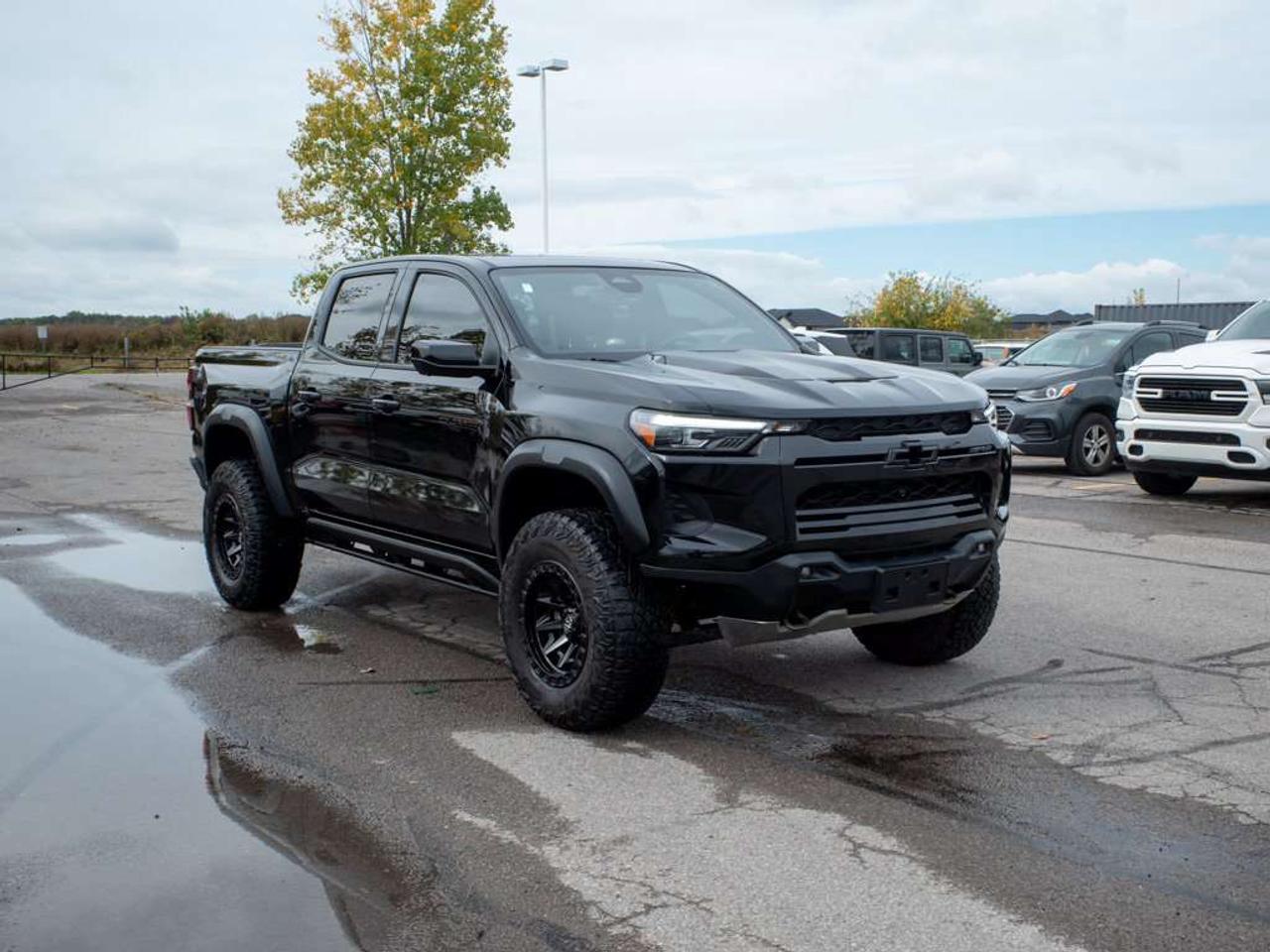 2024 Chevrolet Colorado 4WD ZR2 - Lane Keeping Assist   Active Suspension Photo