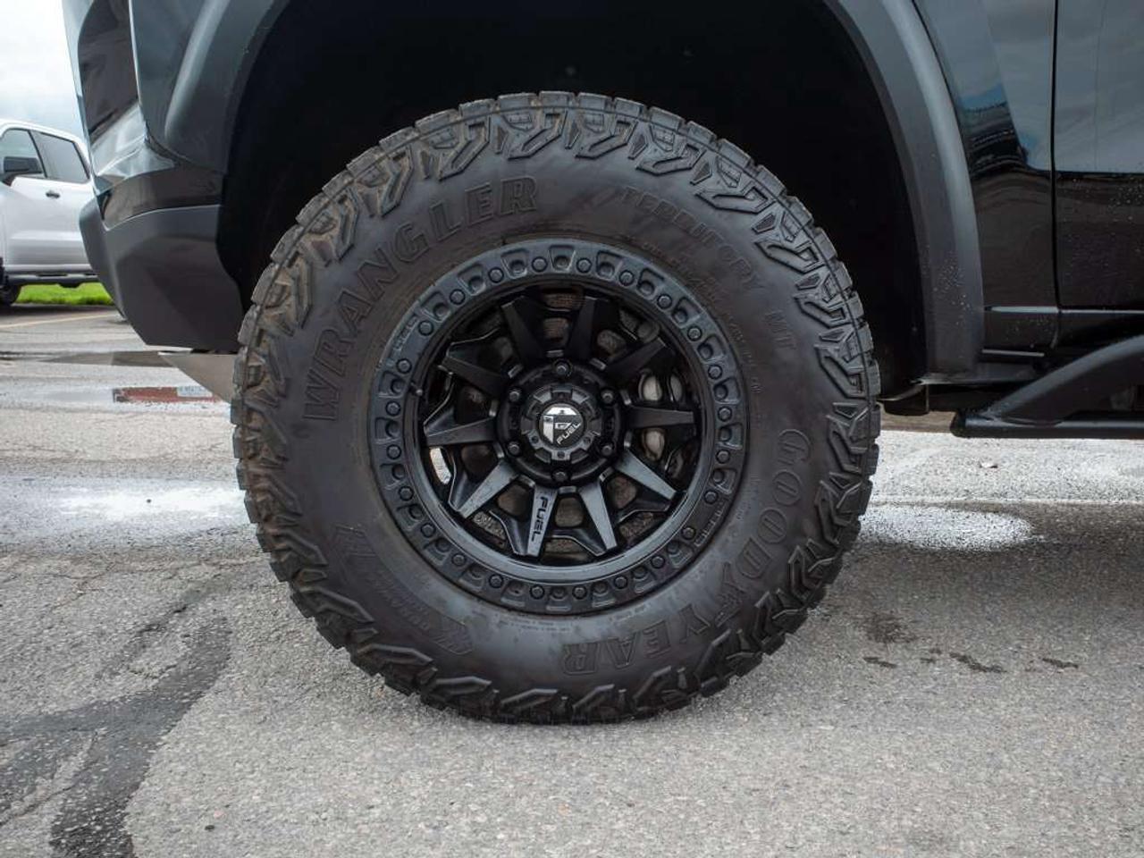2024 Chevrolet Colorado 4WD ZR2 - Lane Keeping Assist   Active Suspension Photo