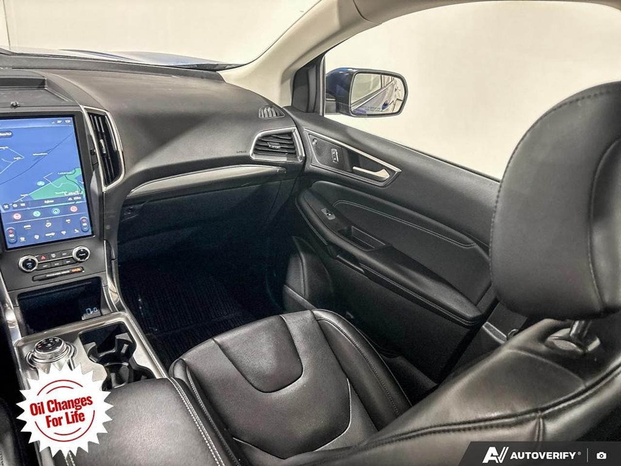 2022 Ford Edge Titanium AWD Photo
