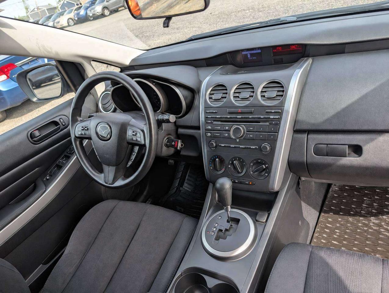 2010 Mazda CX-7 GX (No Accidents) Photo
